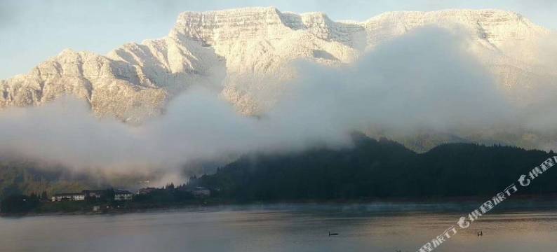 桌山·山揽湖光·隐奢酒店(雅女湖店)图片