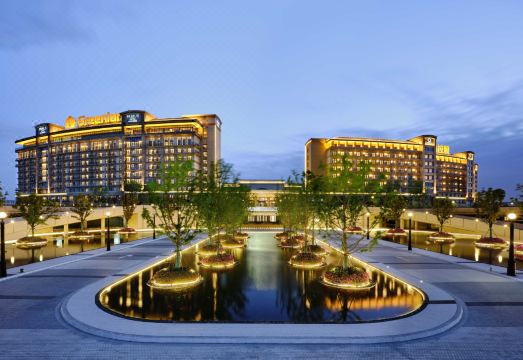 上海三甲港绿地铂瑞酒店