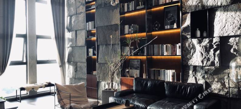 线所酒店(成都动物园昭觉寺南路地铁站店)图片