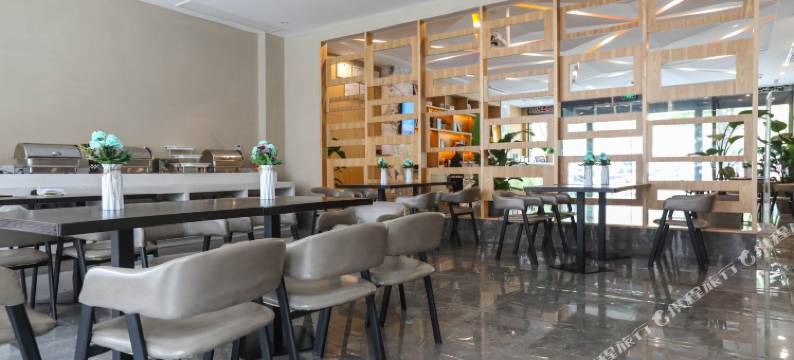 奥凯假日酒店(杭州天都公园店)图片