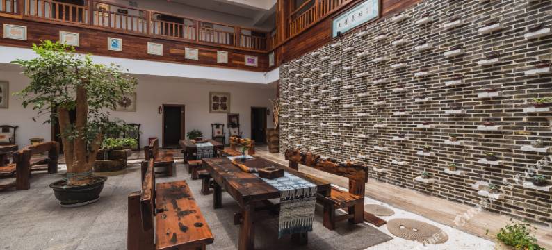 贵阳五彩黔艺天河驿栈图片