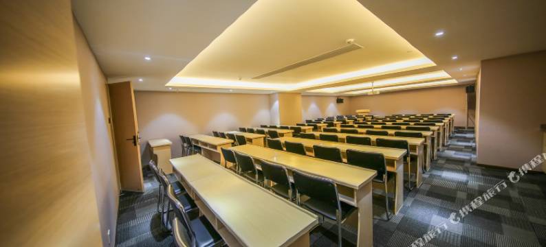 丽栖酒店(武汉科技大学青山校区店)图片