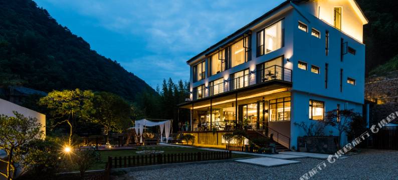 杭州临安区又见民宿图片