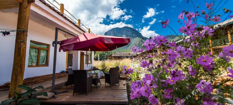 泸沽湖云湖山庄图片