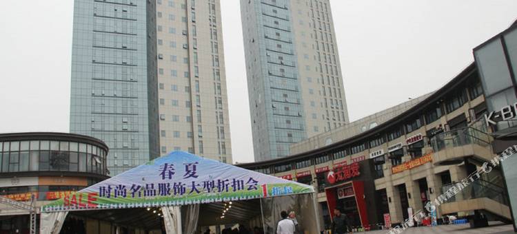 卡布轻奢公寓(松江泗泾地铁站店)图片