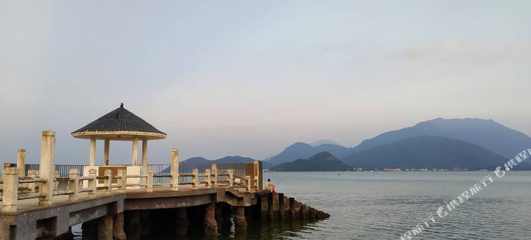 深圳一居E舍民宿图片