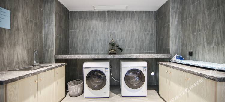 昊丽酒店(杭州滨江龙湖天街江汉路地铁站店)图片