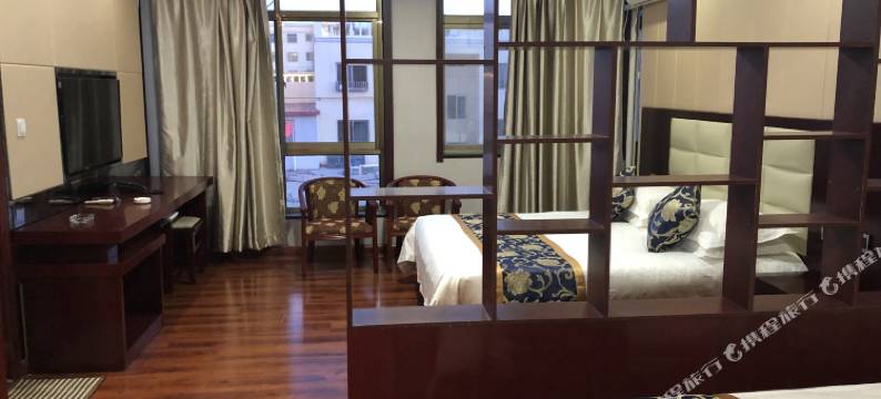 玉门隆华酒店图片