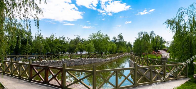 MAX·锦尚酒店(西安高铁北站北广场红会医院店)图片