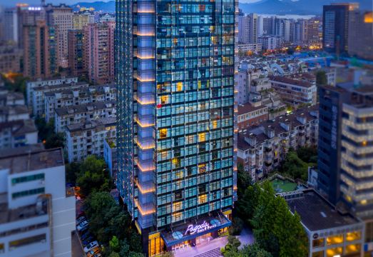 Pagoda Hotel Hangzhou West Lake WulinHotel Overview