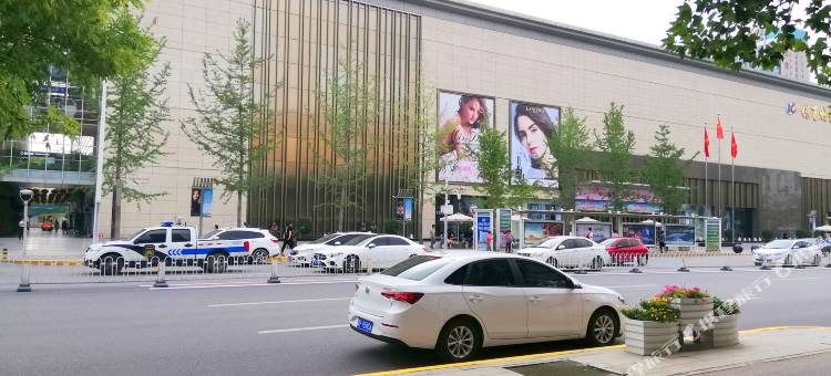 保定华中假日酒店图片