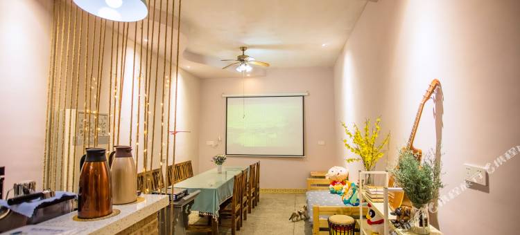 莫非青年旅舍(桂林高铁北站店)图片