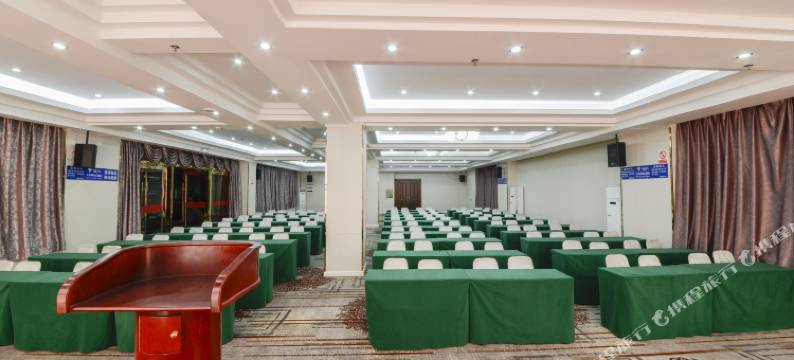 昆明恒亿大酒店(万象城昆明瑞鼎城悦容汇购物公园店)图片