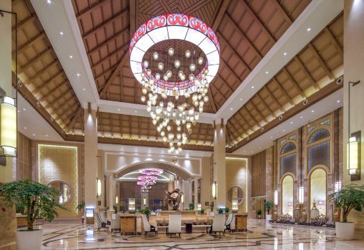 Felton Grand Hotel BazhongHotel Overview