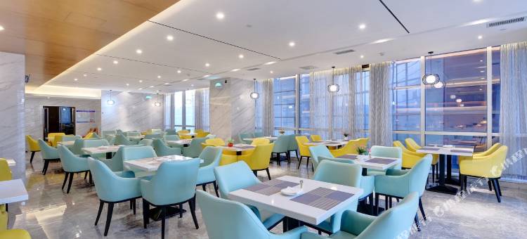 南宁曼尔顿国际酒店(会展中心金湖广场地铁站店)图片