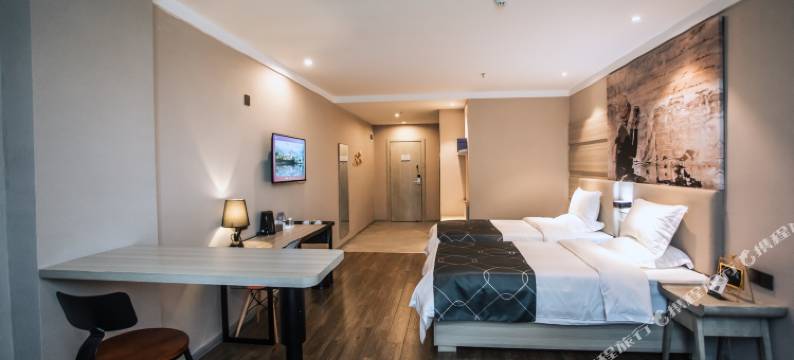 轻雅酒店(碧落凤凰店)图片