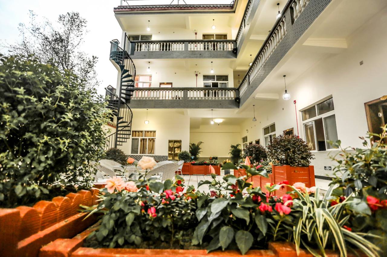 崇州忘尘居客栈