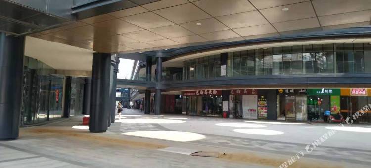 IU酒店(南昌西站地铁站店)图片