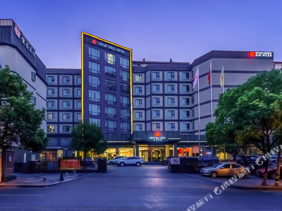 长城酒店(宜昌CBD购物中心解放路步行街店)