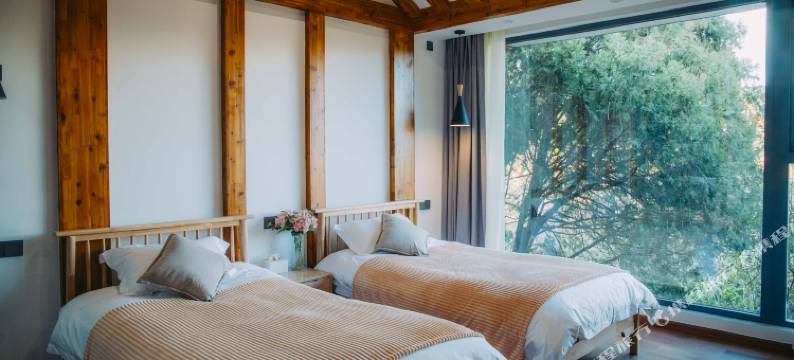 泸沽湖云湖山庄图片