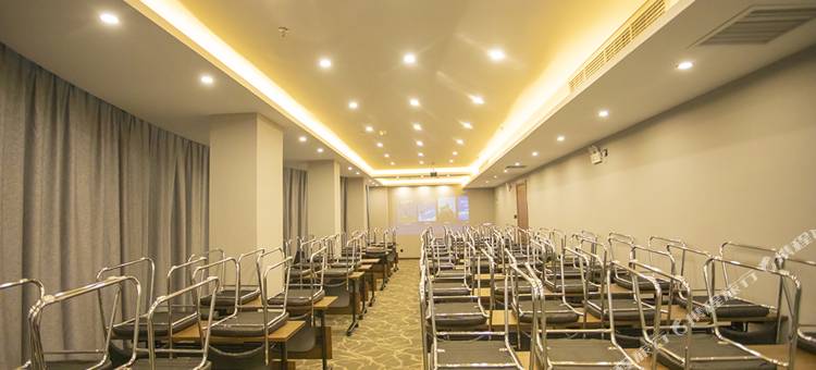 纳维亚严选酒店(南阳北京路店)图片