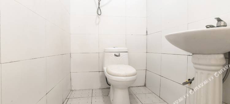 OYO青岛润清湖宾馆图片