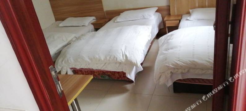 武汉佳成宾馆(汉口火车站店)图片