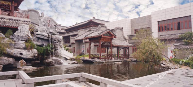 红博城大师园艺术酒店图片