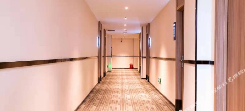摩卡精品酒店(延吉爱丹路延边医院店)图片