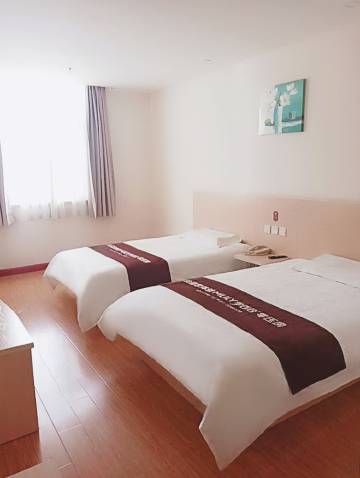 怡莱酒店(烟台牟平汽车站店)