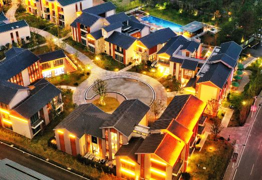 Kaiyuan Life Hotel over view