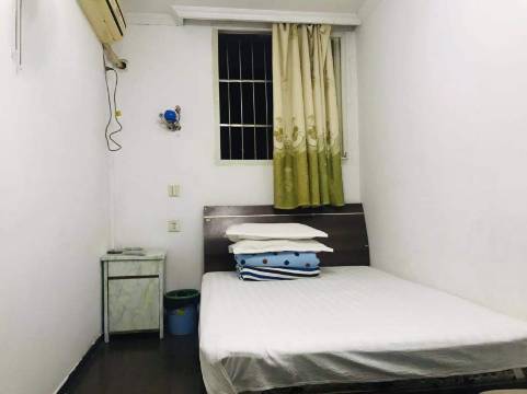 南京情缘招待所(红山动物园火车站店)