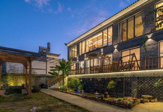 腾冲愫心雅轩全景度假客栈外景图