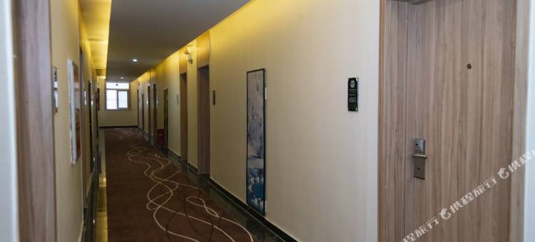 盛世金威酒店(阜阳火车站店)图片