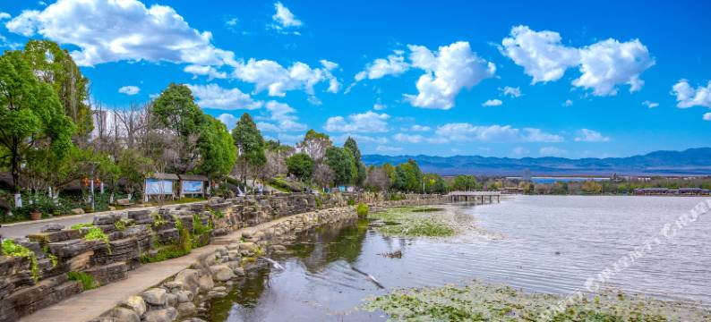 嘉优隆酒店(昆明高铁南站春融街地铁站)图片