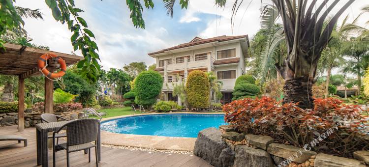 阿罗那黄金棕榈酒店(Golden Palm Resort)图片