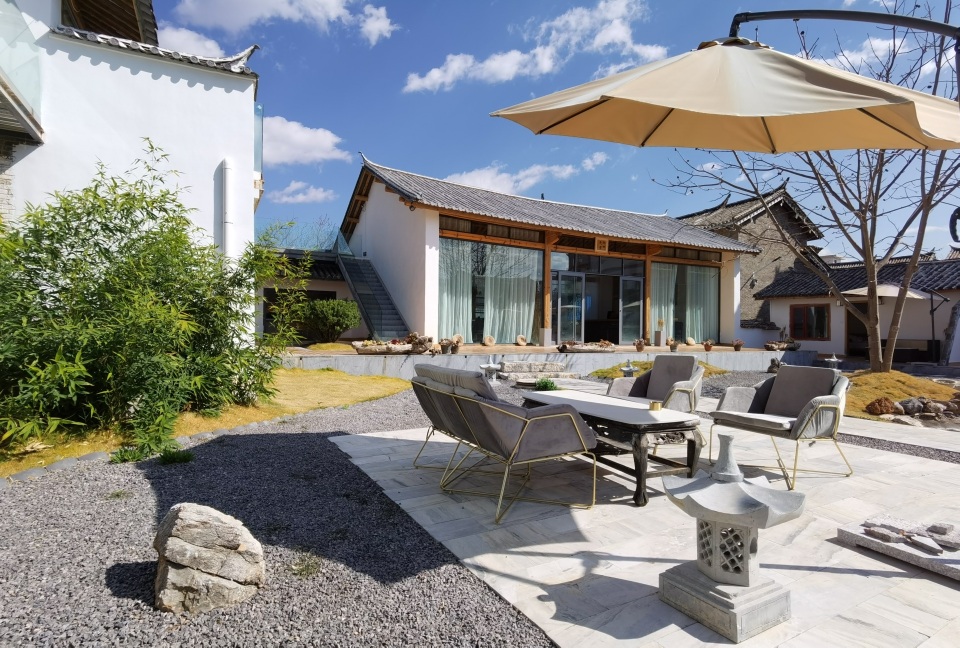 Hexiang Quanju Inn Over view