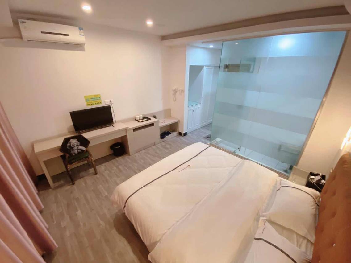 东莞鸿福时尚公寓