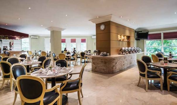 Batavia Hotel & Serviced Apartments Hotel Overview