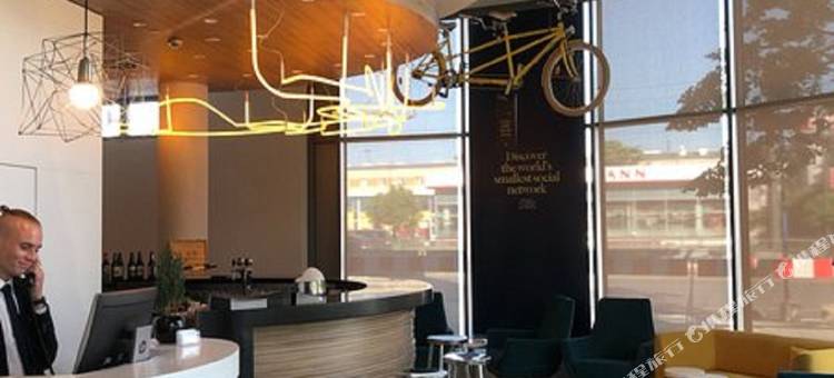 华沙机场金色郁金香酒店(Golden Tulip Warsaw Airport)图片