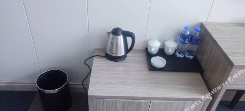 安康鸿业宾馆(安康火车站店)图片