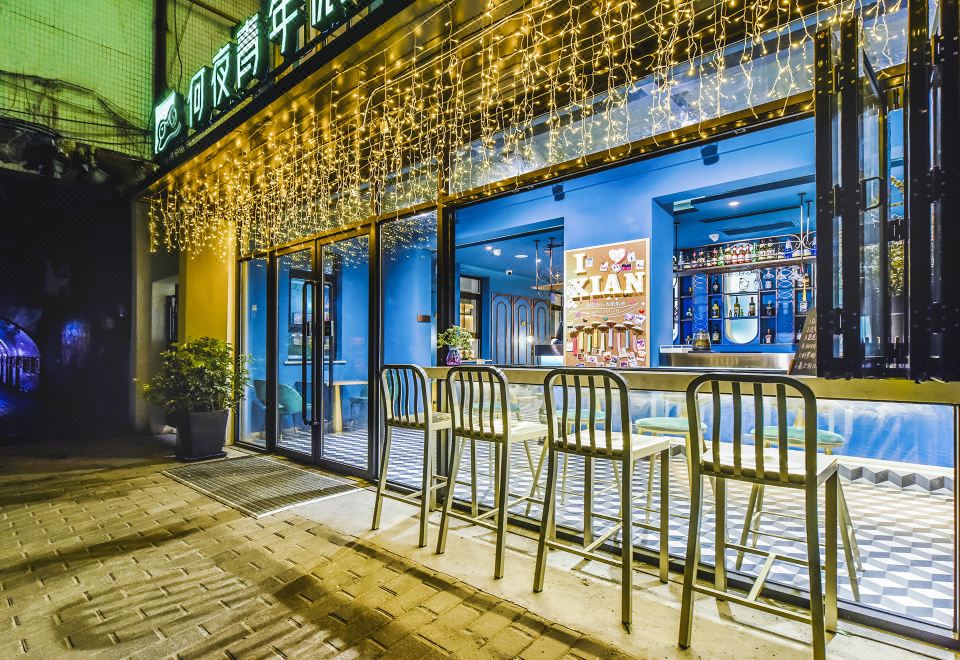 Heye Youth Travel Hotel (Xi'an Bell Tower Metro Station)Hotel Overview