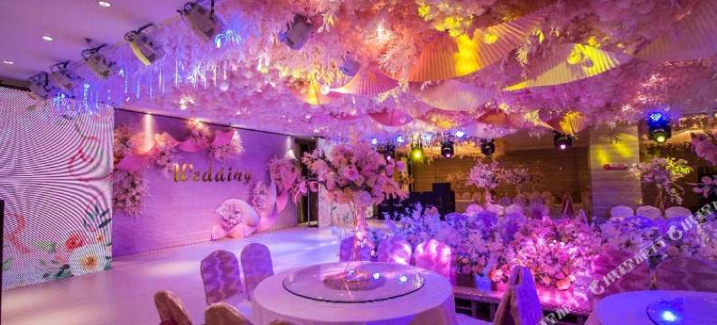 恒河春天假日酒店(中华巴洛克老道外文化区靖宇公园地铁站店)图片