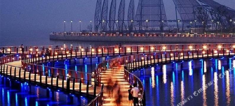 彤彤主题酒店(蚌埠万达B座店)图片