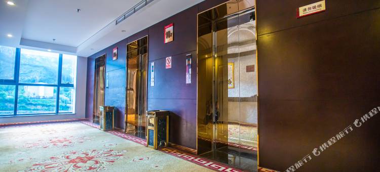 围场乾悦假日酒店(政府店)图片