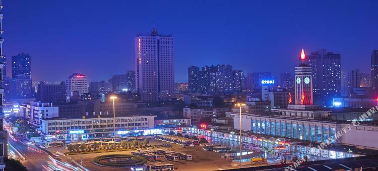 六方公馆酒店(长沙火车站地铁站店)图片