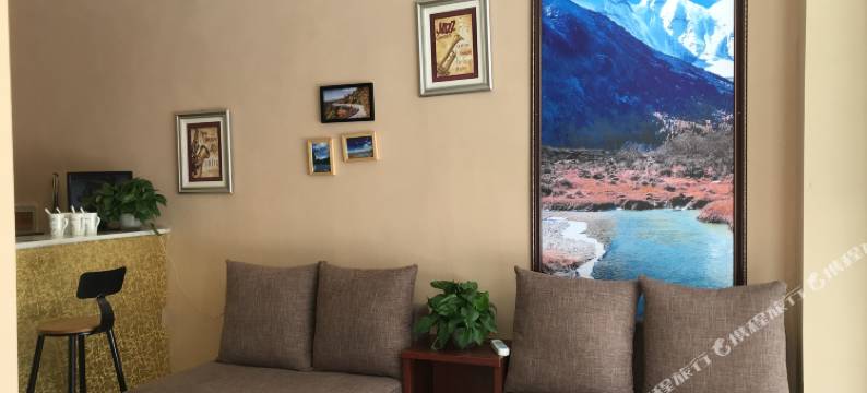 雅江蜀渝商务酒店图片