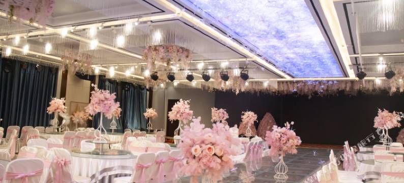 牙克石巴斯顿酒店图片