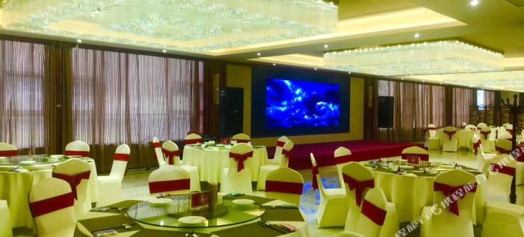 新青川大酒店图片