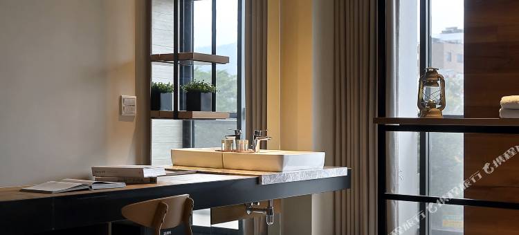 日月潭蓝天水湾民宿图片